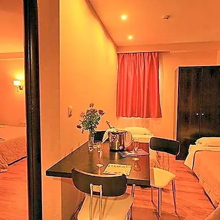 Szálloda The 4*